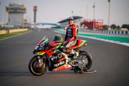 Aprilia Racing Perpanjang Kontrak Aleix Espargaro hingga 2022