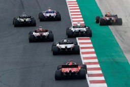 Tahun Depan Bisa Umroh sembari Nonton Balapan F1 di Arab Saudi