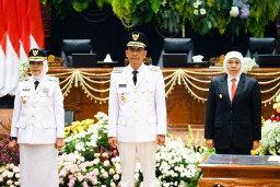 Gubernur Khofifah Hadiri Sertijab Bupati Bojonegoro, Dorong Percepatan Pembangunan