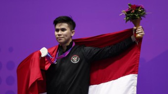 Edgar Persembahkan Medali Perak Dari Wushu