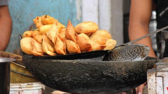 3 Kebiasaan Makan saat Berbuka Puasa yang Berdampak Buruk bagi Kesehatan