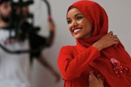 Model Muslimah asal AS Pensiun dengan Alasan Keyakinan
