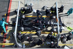 Lewis Hamilton dan Mercedes Bisa Cetak Sejarah Baru di GP Portugal