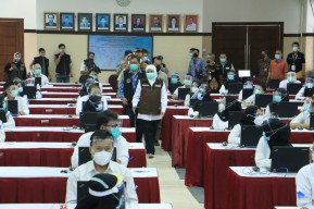 Gubernur Khofifah Ajukan Pengangkatan 6.141 Guru Honorer Lolos Passing Grade Jadi PPPK
