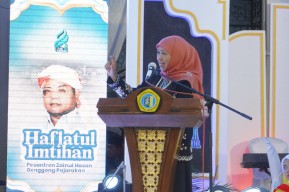 Gubernur Khofifah Minta Santri Tak Berhenti Menuntut Ilmu