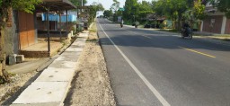 Ternyata, Jalan yang Digarap PT Sutikno Bermasalah