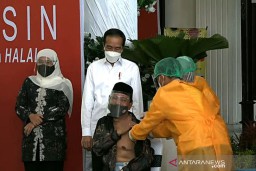 Jokowi: Jatim Siap Gunakan Vaksin Buatan AstraZeneca