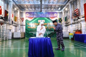 Gubernur Khofifah: Ikhtiar Syiar Samudera  Mengejar Lailatul Qadar