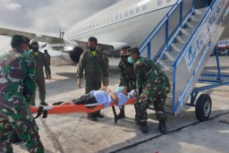 Anggota TGPF yang menjadi Korban Penembakan Dievakuasi ke Jakarta