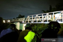 Dua Anggota Polisi dan Satu TNI Tewas Ditabrak KA di Sragen