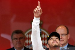 Hamilton: Balapan Sunyi tanpa Penonton