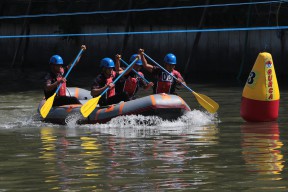 Puluhan Tim Bertanding dalam Kejuaraan Open Dayung Perahu Karet Piala Wali Kota Surabaya Tahun 2023
