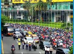 Kalau Macet Tiap Hari Corona Bukan Hilang Malah Ambyar