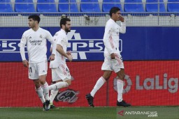Varane akan Dijual Real Madrid jika Menolak Perpanjangan Kontrak