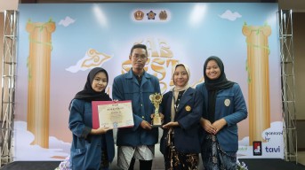 Usung Pengaruh Globalisasi Terhadap Budaya, Mahasiswa UNAIR Raih Medali Perak