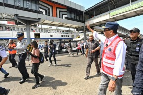 50 Persen Kendaraan Belum Balik dari Sumatera Menhub: Waspada Arus Balik di Akhir Pekan Ini
