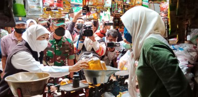 Pantau Harga Eceran Tertinggi Minyak Goreng Curah