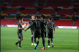 Tekuk Granada, Satu Kaki MU Ada di Semifinal
