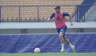 Nick Kuipers Ingatkan PERSIB untuk Waspadai PSM Makassar