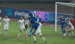 Persib Bandung Mengamuk di Kandang, Persik Kediri Tumbang 4-1
