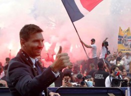 Cinta untuk Lionel Messi Senilai Rp 591 Miliar