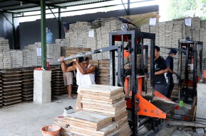 Dongkrak Pertumbuhan Ekonomi Surabaya