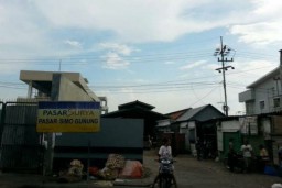Dua Pedagang Positif, Pasar Simo dan Simo Gunung Ditutup