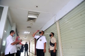 Pemkot Surabaya Cek Ulang Sarana dan Prasarana Pasar Turi Baru