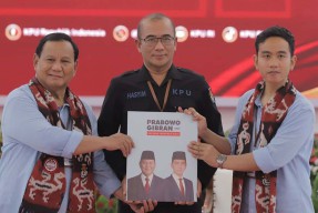 Prabowo Subianto - Gibran Rakabuming Raka Resmi Mendaftar Sebagai Capres-Cawapres di KPU RI