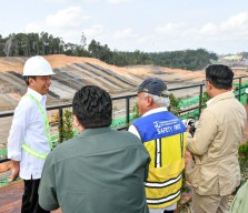 Tinjau Pembangunan Jalan Tol IKN, Presiden: Diharapkan Juni 2024 Bisa Dipakai
