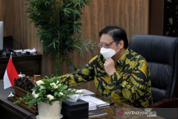 Vaksin dan UU Cipta Kerja Penggerak Perekonomian 2021