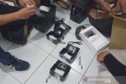 Polda NTB Gagalkan Penyelundupan Sabu-sabu dengan Berat 1,5 Kg