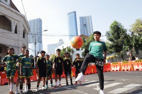 Semarak Piala Dunia U-17, Pemkot Surabaya Gelar Street Soccer di CFD Tunjungan dan Darmo
