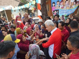 Ganjar Acungi Jempol Gotong Royong Warga Brebes Tuntaskan Stunting