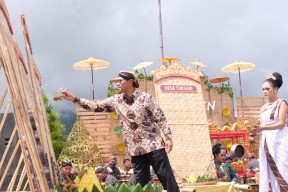 Petani Tembakau di Lereng Sumbing dan Sindoro Gelar Ritual Ruwat Rigen