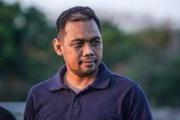 Misteri Pelatih Baru Persebaya: Manajemen Masih Bungkam, Fokus Selesaikan Musim
