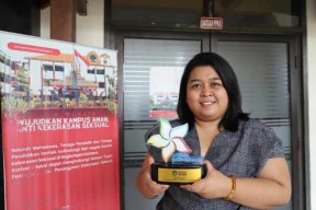 Untag Surabaya Raih Anugerah Instansi Inspiratif Cerdas Berkarakter
