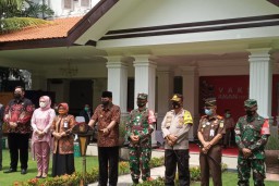 Wali Kota Madiun Divaksin Sinovac Tahap Dua