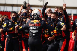Max Verstappen Tak Menyangka Bisa Patahkan Kemenangan Mercedes
