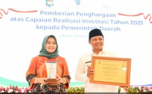 2021 Investasi Terbaik, Jabar Terima Penghargaan