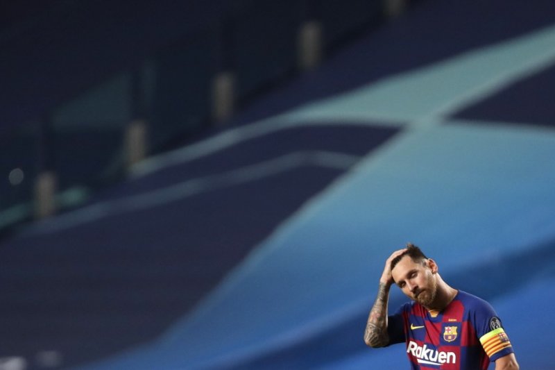 Lionel Messi ditelpon Neymar secara khusus untuk diajak gabung PSG. ant