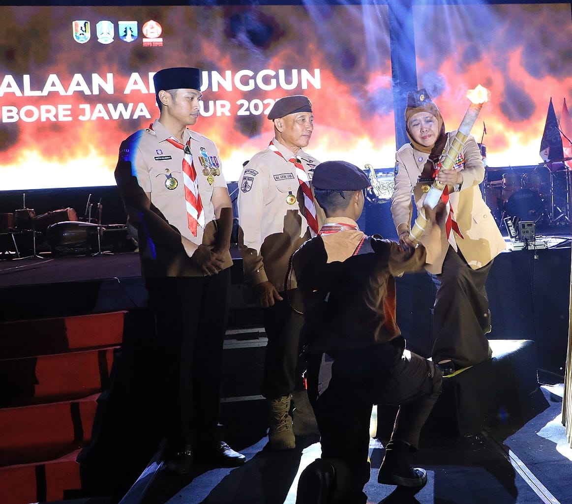 Gubernur Jawa Timur Khofifah Indar Parawansa Buka Jambore Pramuka Jatim 2023