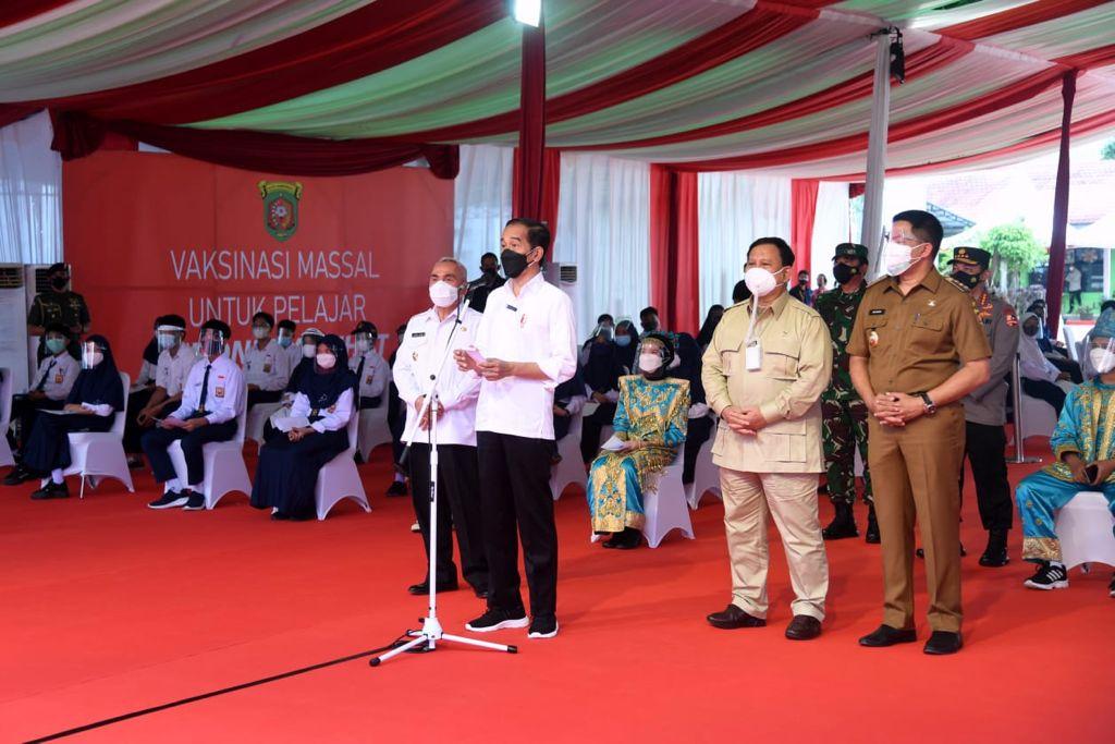 Penyuntikkan dosis pertama vaksin Sinovac bagi pelajar di Kota Samarinda diikuti sebanyak 1.053 peserta secara bertahap. ist