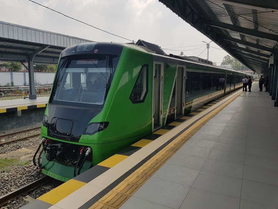 Daerah Operasi (Daop) 2 Bandung menyiapkan Kereta Api (KA) Feeder relasi Bandung-Cimahi- Padalarang untuk mendukung konektivitas integrasi KA Cepat Jakarta - Bandung. 