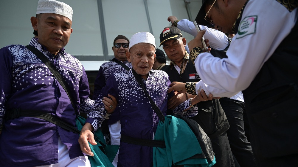 Jemaah haji Indonesia mulai diberangkatkan dari Makkah menuju Madinah untuk selanjutnya kembali ke Tanah Air, Jumat (21/6/2024).