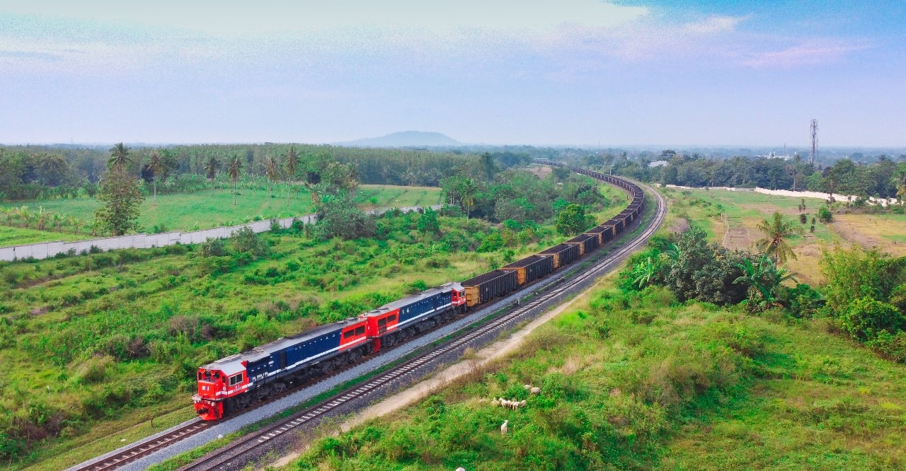  PT Bukit Asam, PT Kereta Api Indonesia, dan PT Semen Baturaja menandatangani Mo terkait rencana peningkatan kapasitas bongkar batu bara di area Kertapati, Palembang