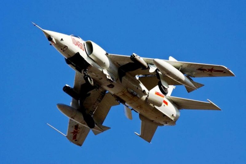 Pesawat jet tempur pembom milik Tiongkok. (Google.Co.Id/Dok)

