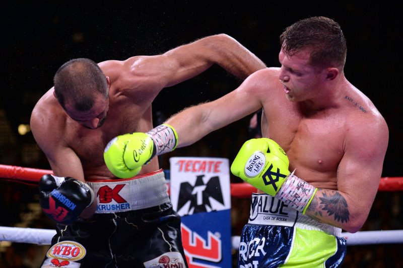 Saul Canelo Alvarez dan Avni Yildirim Perebutkan Gelar yang Lowong
