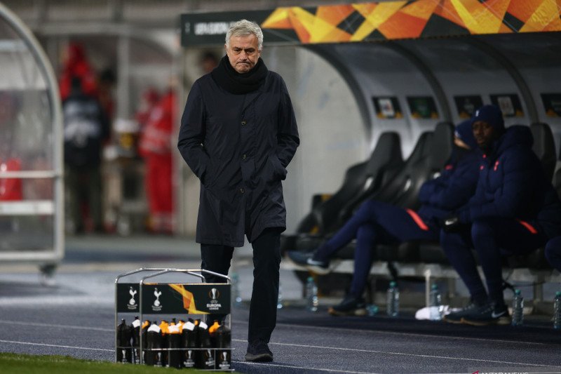 Spurs Bermain Imbang 3-3, Mourinho Sebut Timnya Kurang Termotivasi