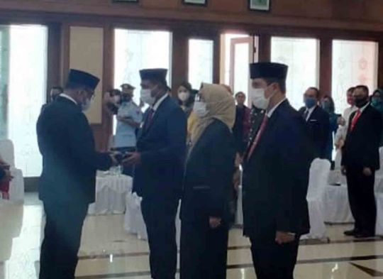 Gubernur Maluku Kukuhkan Tiga Pejabat Bupati